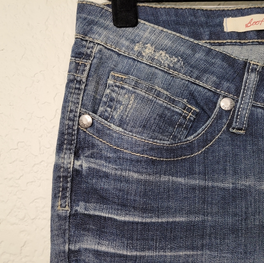 Jeans - Picture 6 of 9
